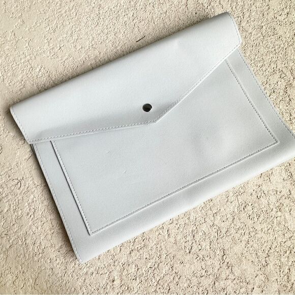 Glass Ladder & Co. Megan portfolio tablet clutch cement grey - Picture 3 of 8